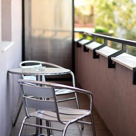 Cabrio شقة فندقية