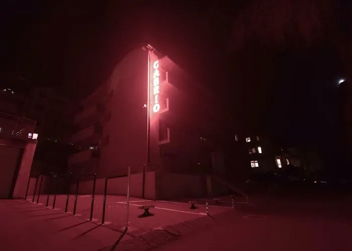 Cabrio Apartahotel 4*